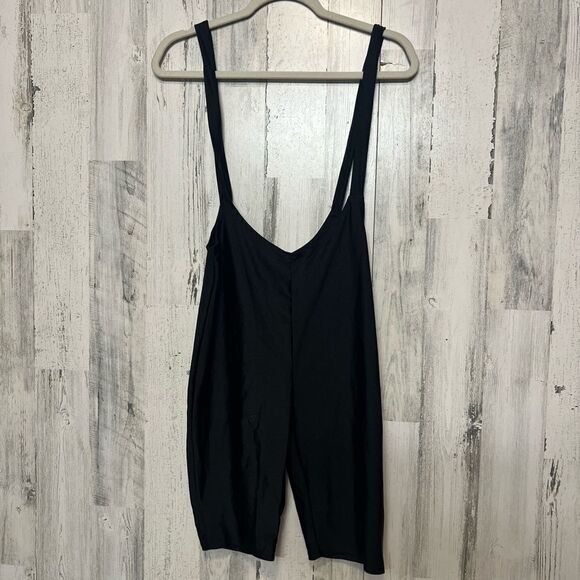 Black jumpsuit - Picture 1 of 6